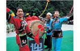 德夯大峽谷 一、二、三代苗鼓王同臺(tái)獻(xiàn)藝